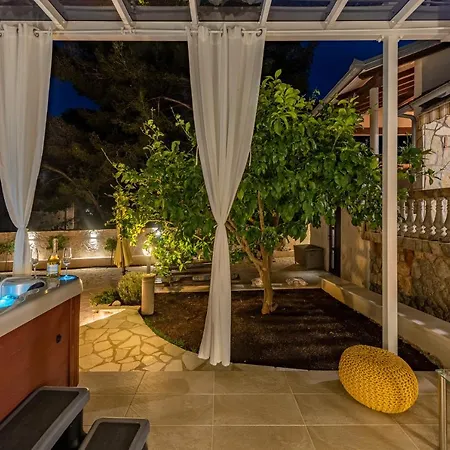 Roko - Luxury 60m From Beach! Willa *