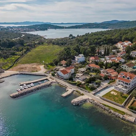 Roko - Luxury 60m From Beach! Willa