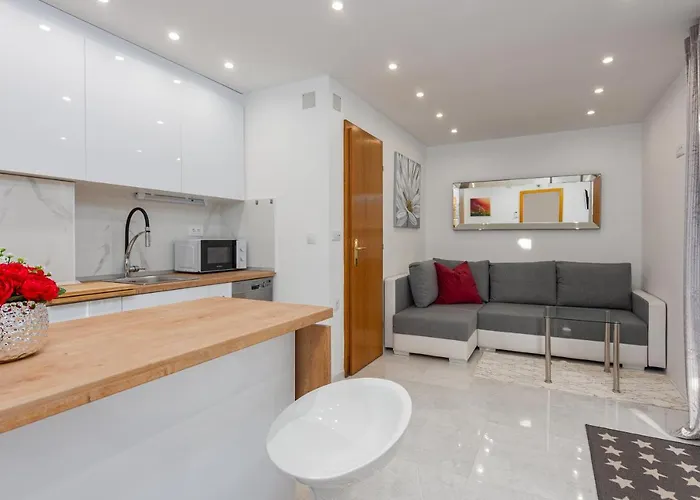 Roko - Luxury 60m From Beach! Vila Zdrelac
