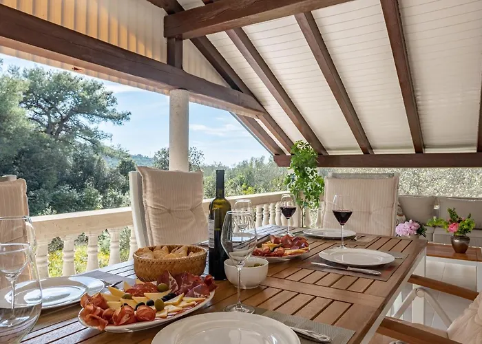 Roko - Luxury 60m From Beach! Zdrelac