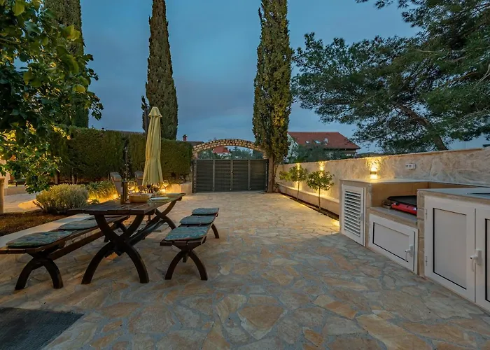 Vila Roko - Luxury 60m From Beach! Zdrelac