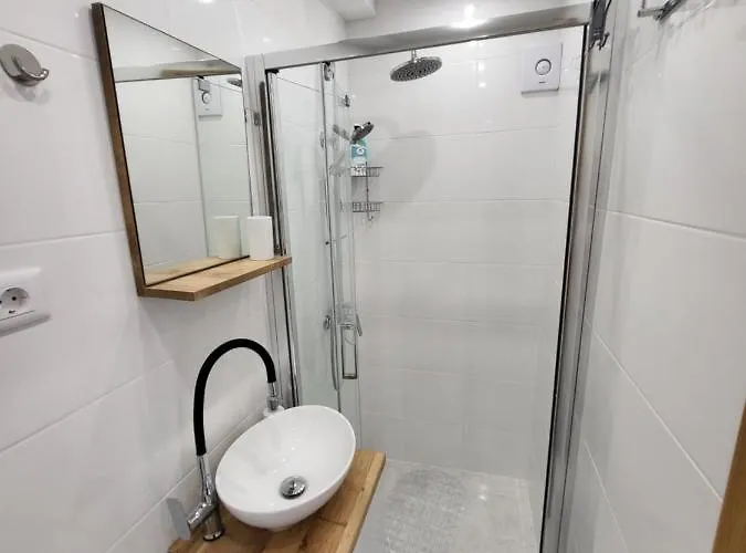 Roko - Luxury 60m From Beach! Vila