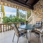 Villa Roko - Luxury 60m From Beach!