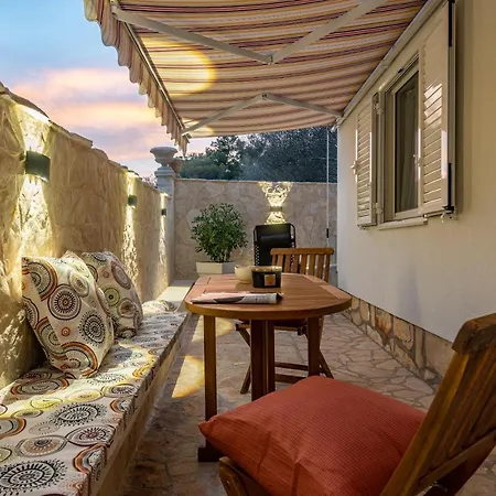 Roko - Luxury 60m From Beach! Villa *
