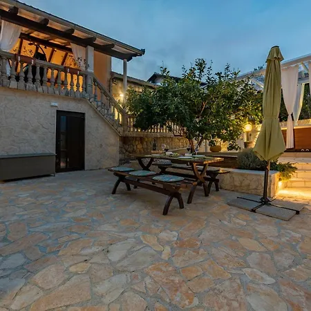 וילה Roko - Luxury 60m From Beach! Ždrelac