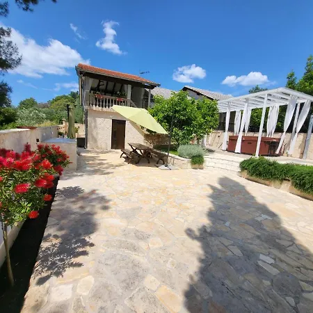 וילה Roko - Luxury 60m From Beach! *